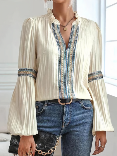 Felicia | Vintage-bluse med volangkrage og broderier