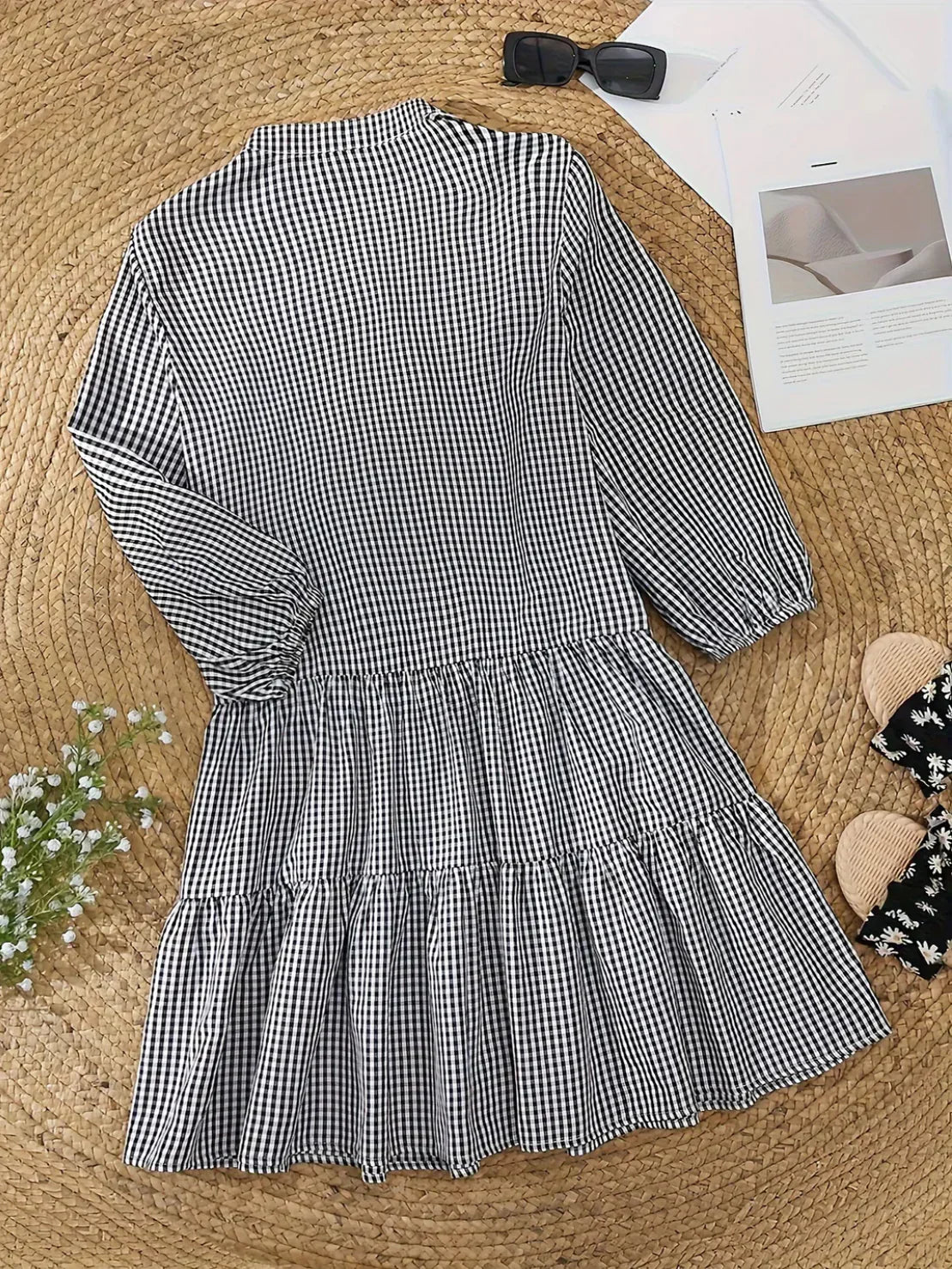 Ines | Hvit sommerkjole med tidløst design