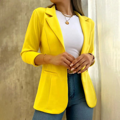 Irene | Svart blazer med moderne snitt