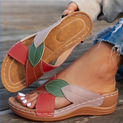 Malou | Slip-in-sandaler med bladmønster