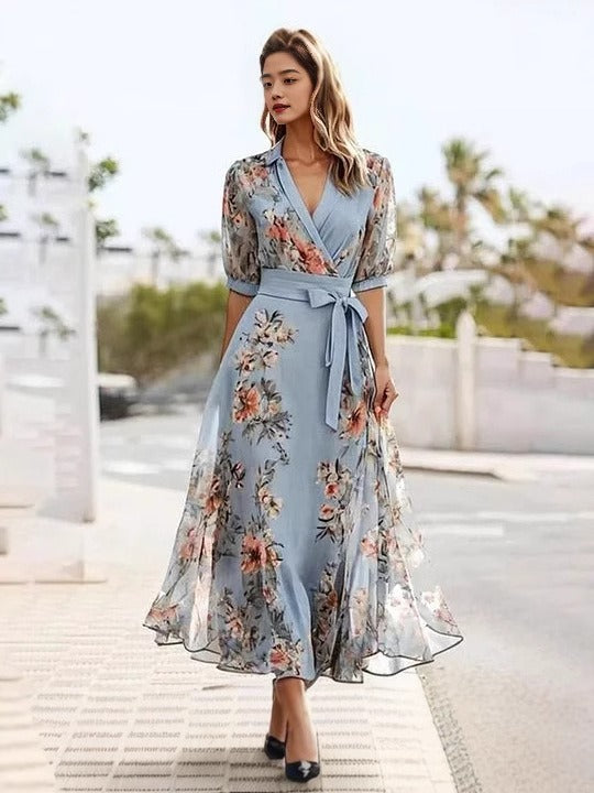 Orielia | Elegant V-hals sommerkjole med flytende silhuett
