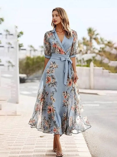 Orielia | Elegant V-hals sommerkjole med flytende silhuett
