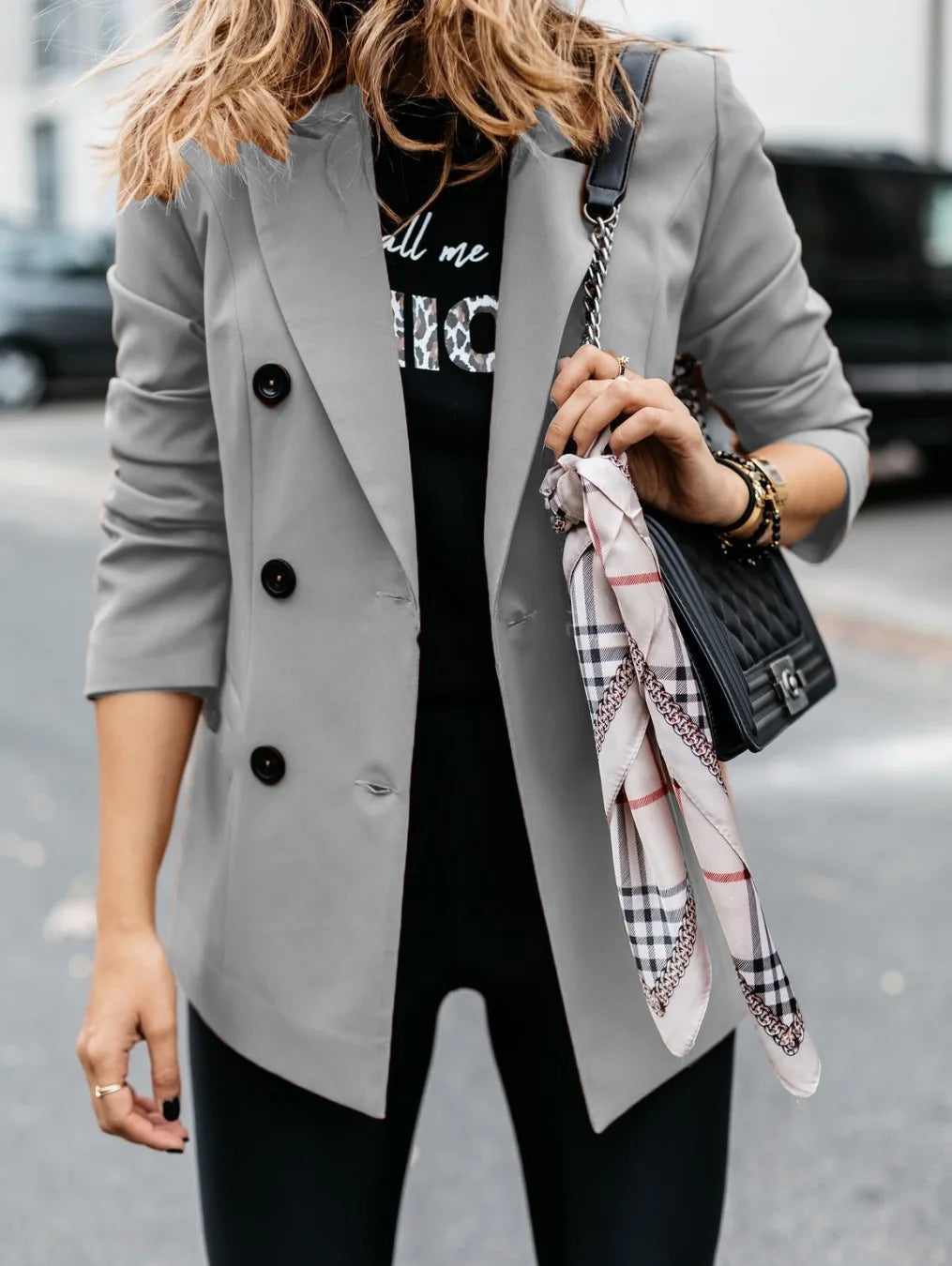 Sabrina | Elegant svart blazer med dobbeltknapp